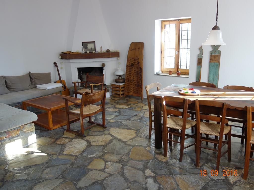 Traditional Stonehouse Ποτιστικά Εξωτερικό φωτογραφία